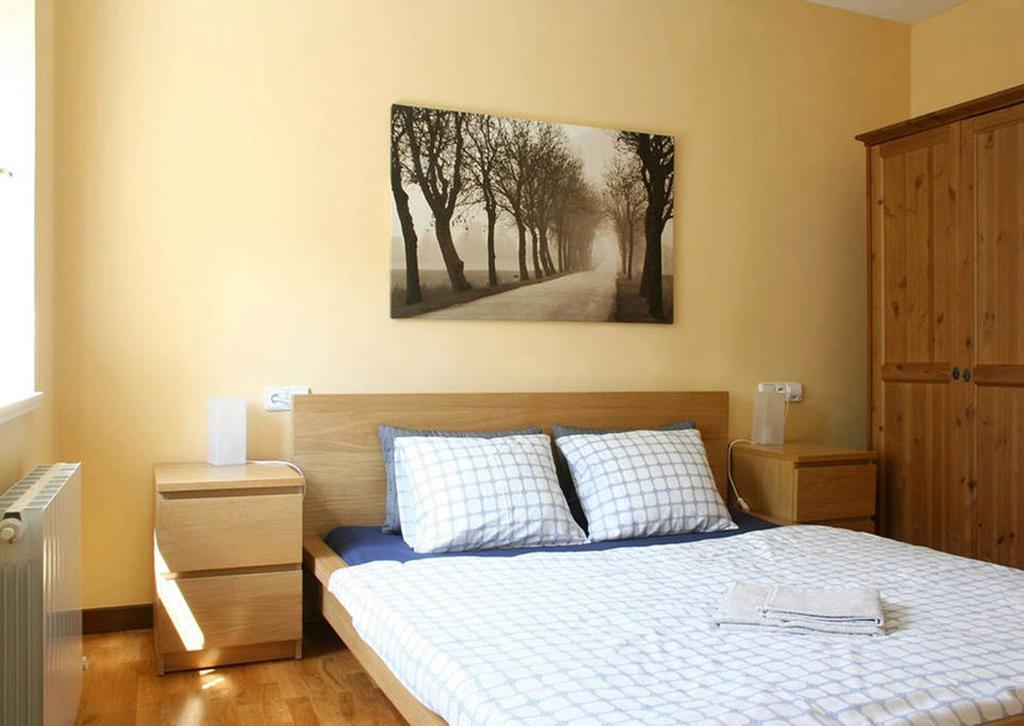 Apartment Slezska 58 Prague Room photo