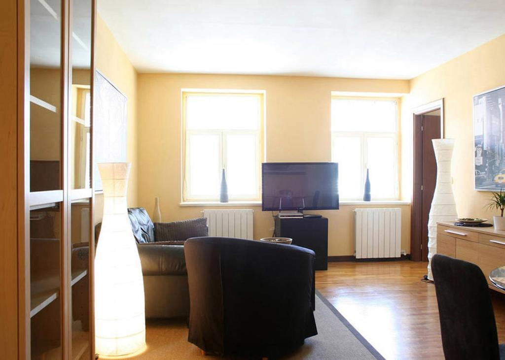 Apartment Slezska 58 Prague Room photo
